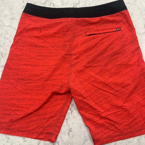Veece size 34 swim trunks - Picture 2 of 2
